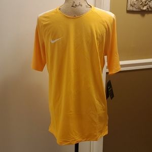 Nike Men' Breathe DriFit Soccor short sleeve shirt